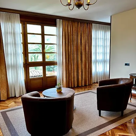 Hotel-apartamentos La Arquera 3* Llanes