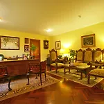 Hotel-apartamentos La Arquera 3* リャネス