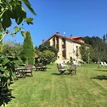 Hotel-apartamentos La Arquera 3* リャネス